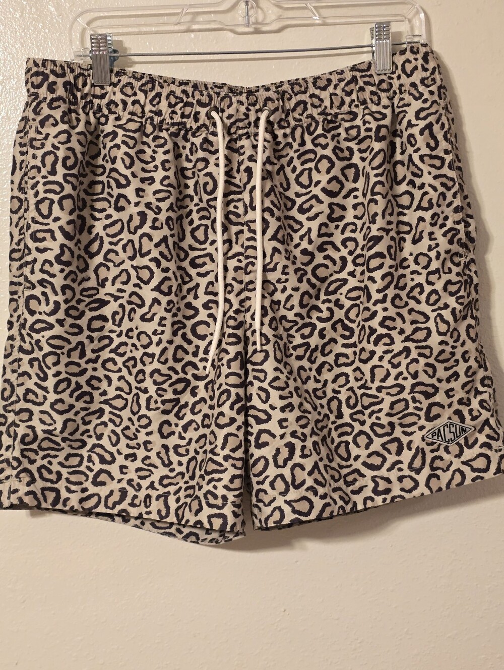 PacSun Men's Size Large Leopard Print Swim Trunks Drawstring Mesh Lined Shorts
